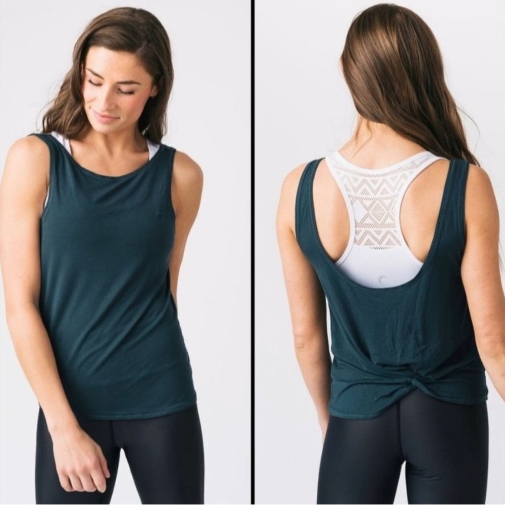 ZYIA Active Midnight Blue Swirl Twist Back Tank
Top Womens